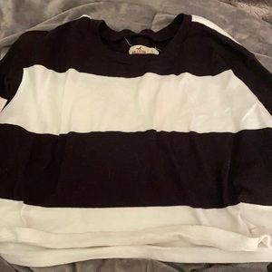 Hollister T-shirt, size small